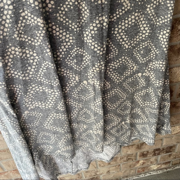 Lularoe Carly Dress - Picture 6 of 9